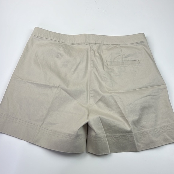 Nike Golf Dri-Fit Beige Athletic Shorts - Picture 6 of 10